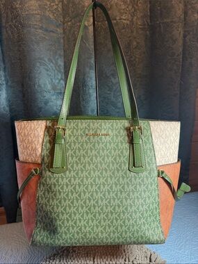 Michael Kors Green, Tan & Cream Signature Colorblock Tote